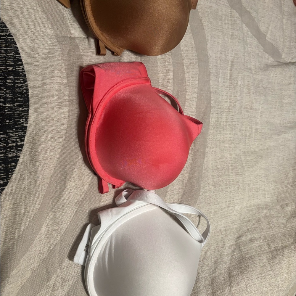 Savage X Fenty Bras (3)